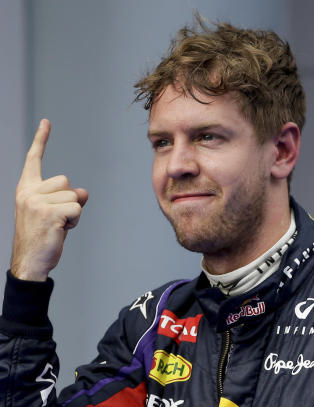 Vettel slenger igjen  med leppa etter ordrenekt