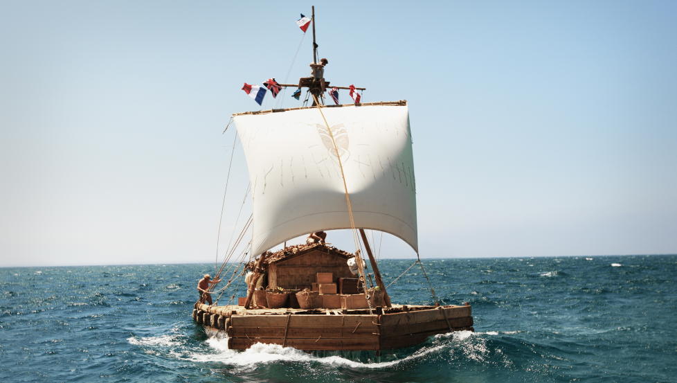 KORTERE ENN ANTATT: P� vei fra Norge til USA er �Kon-Tiki� blitt krympet. Ikke fl�ten, men dem amerikanske utgaven av filmen. Den skulle v�re fem minutter kortere, men er blitt vel et kvarter kortere. Foto: Fra filmen