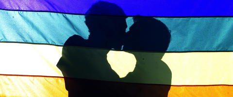 - Homoekteskap ligger som kirkesplittende sprengstoff under Den norske kirke