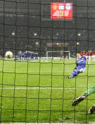 Slik gikk det sist Chelsea jaktet trof� i Moskva