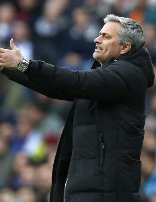 Chelsea �pner for Mourinho-retur