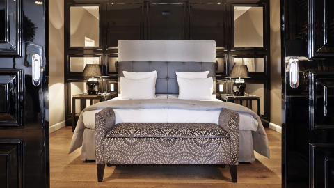 STANDSMESSIG: Den nye suiten har tre doble soverom og terrasse med egen utgang til Tivoli. Foto: TIVOLI