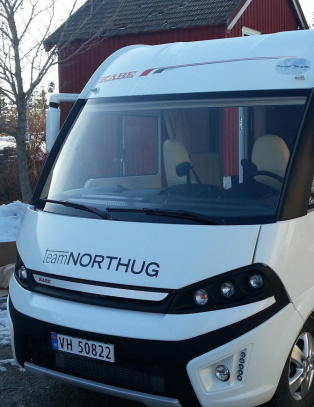 Vraker Northug luksusbussen til fordel for denne?