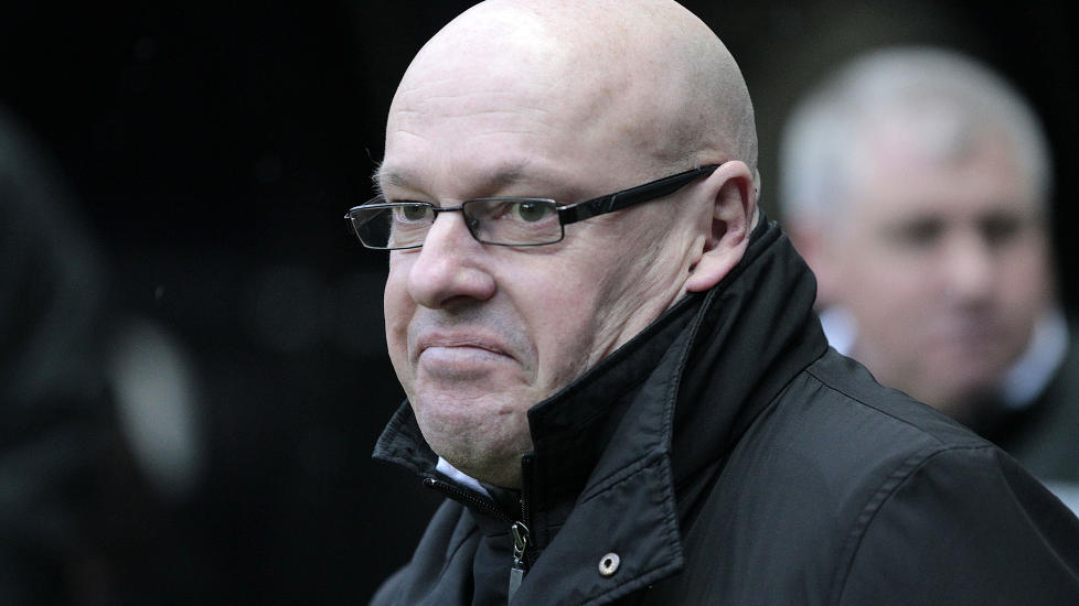 BLIR LEEDS-TRENER: Brian McDermott fikk tidligere denne sesongen sparken i Reading. N� blir hans oppgave � f� Leeds tilbake til Premier League. Foto: AFP PHOTO / GRAHAM STUART