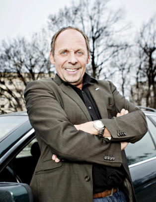 - Da jeg var ferdig, kastet gutta bokershortser etter meg