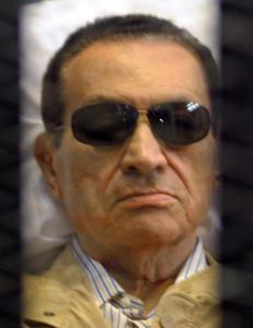 Mubarak tilbake i retten i Egypt