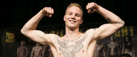 - Kampen var like t�ff som den s� ut