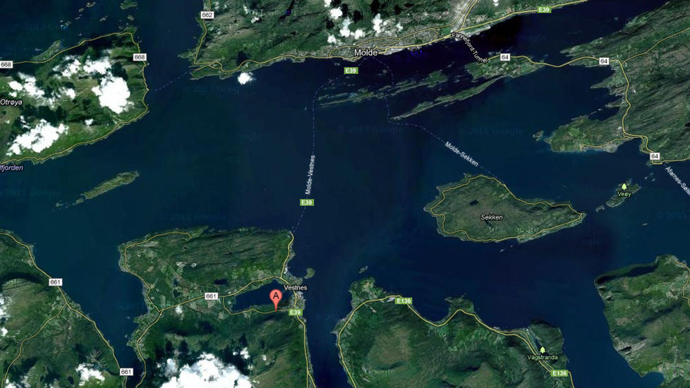 SN�SKRED:  Et 100 meter langt sn�skred har g�tt ned mot E39 i Romsdal. Spor er observert inn i skredet, men ikke ut. Kart: Google Maps