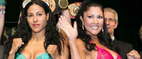 Innr�mmer at hun m�ter Br�khus for pengenes skyld