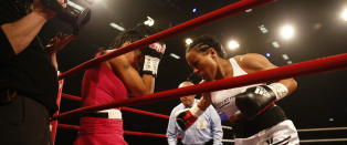 Cecilia Br�khus tok St. John p� fem og et halvt minutt