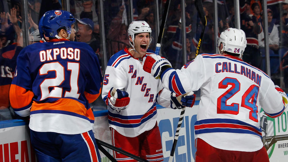  HELTEN:  Dan Girardi ble New York Rangers store helt i natt, da han scoret kampens eneste m�l i forlengningen. Foto: Bruce Bennett / AFP / NTB Scanpix