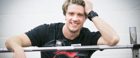 - Alderen krever sitt, s� han kan ikke trene like t�ft