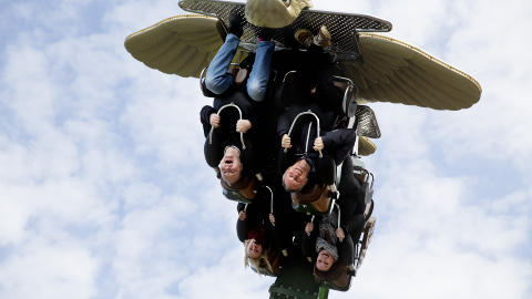 TIVOLI: Stiger du ombord i den nye kjempe�rnen Aquila i K�benhavn vil sentrifugalkreftene herje vilt med deg helt opp til 4G (maksgrense). Foto: TIVOLI