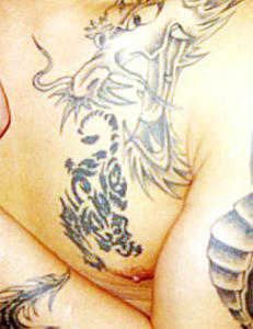 - Skal si noe om hva de har v�rt d�mt for, og om de har snakket med politiet