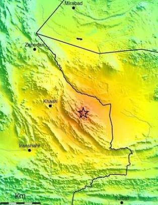 Frykter nye jordskjelv i Iran og Pakistan