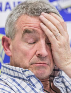 Ryanair-sjef synes han fortjener ros, ikke ris