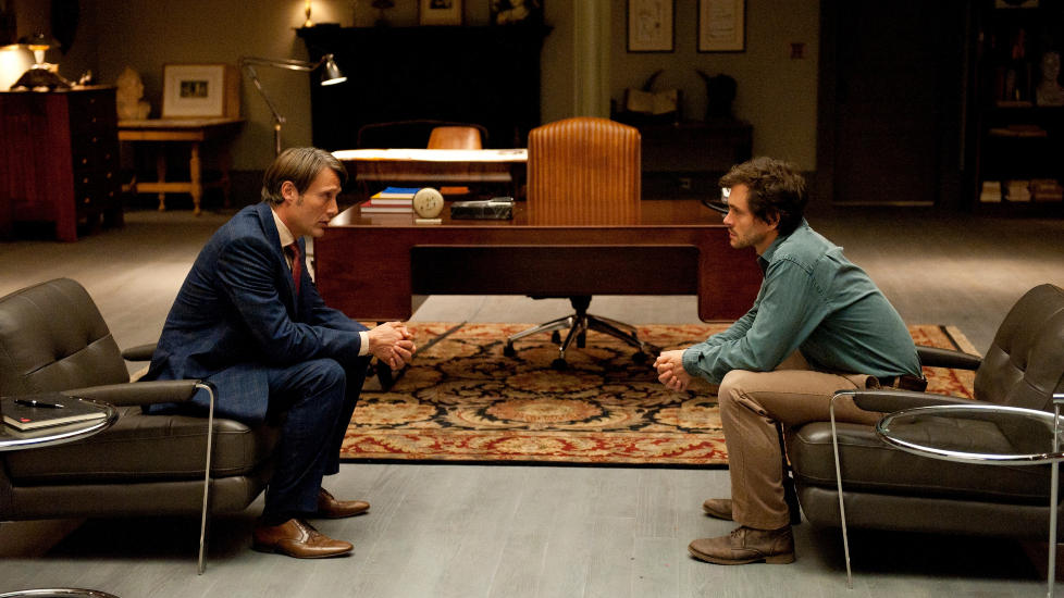 SPARRINGSPARTNERE: I �Hannibal� m�ter vi den morderiske psykologen Hannibal Lecter (Mads Mikkelsen, t.v.) og den psykisk ustabile etterforskeren Will Graham (Hugh Dancy). Foto: NBCUniversal.