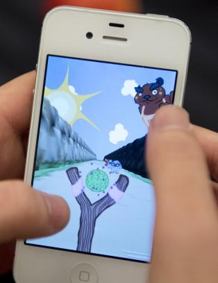 Apple ramler til det laveste p� over ett �r