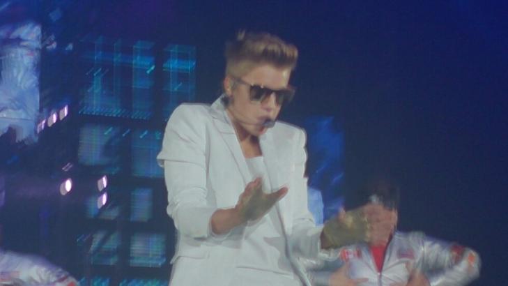 Bieber danser for fansen