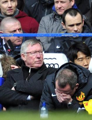 Manchester United har mistet f�rsteplassen