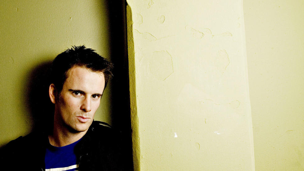 SENKE SYKEFRAV�RET: �Hva mener du som revolusjon�r marxist og sosialist at m� gj�res for � f� ned sykefrav�ret for � f� flere fra trygd til arbeid?�, er sp�rsm�let artikkelforfatteren sp�r Magnus Marsdal. Foto: J�rn H. Moen