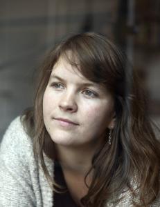 Det finnes knapt en d�rlig setning i debutboka hennes