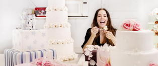 Stemplet som �bitch�, dynket i �l, og holdt p� � gi opp musikken