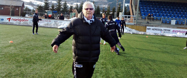 Nils Arne Eggen flytter lokaloppgj�r p� grunn av Rosenborg