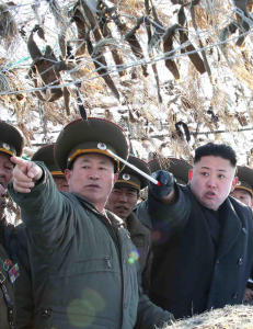 - Milit�ret holder n�ye �ye med Nord-Koreas siste forberedelser til en rakettoppskytning