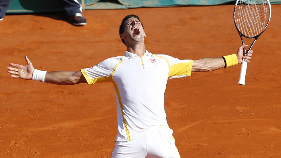 VIPPET NADAL AV TRONEN: S� glad ble Novak Djokovic for � vinne Monte Carlo Masters. Han vippet samtidig Rafael Nadal av Monaco-tronen. Spanjolen hadde vunnet alle turneringen i Monaco siden 2005.Foto: AFP PHOTO / VALERY HACHE / NTB SCANPIX