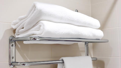 H�NDKL�R: De foretrukne gjenstandene nordmenn rapper er senget�y og h�ndkl�r, skriver Hotels.com i en pressemelding. Foto: COLOURBOX