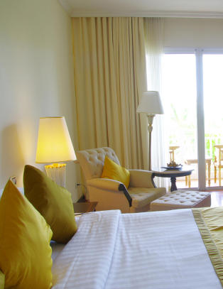 Har mer i kofferten n�r de sjekker ut enn inn