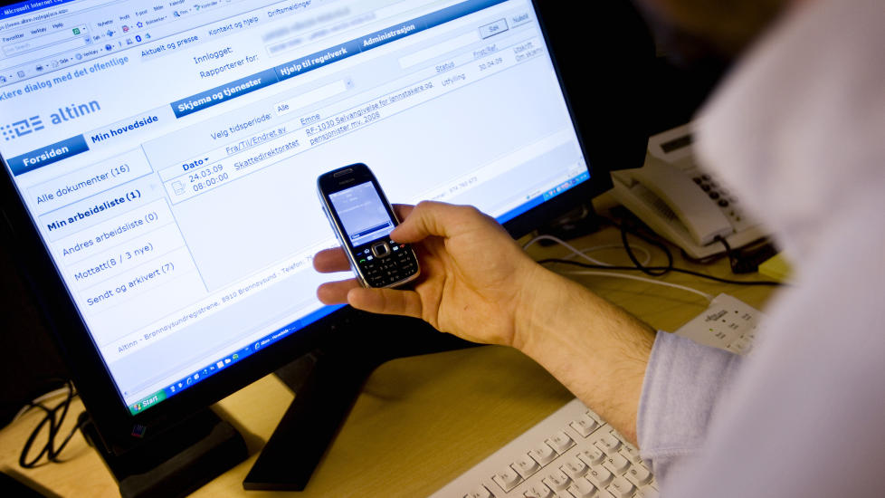 GAMLE FRADRAG: Har du funnet et fradrag du glemte � f�re opp i fjor eller �ret f�r? Foto: H�kon Mosvold Larsen  / SCANPIX