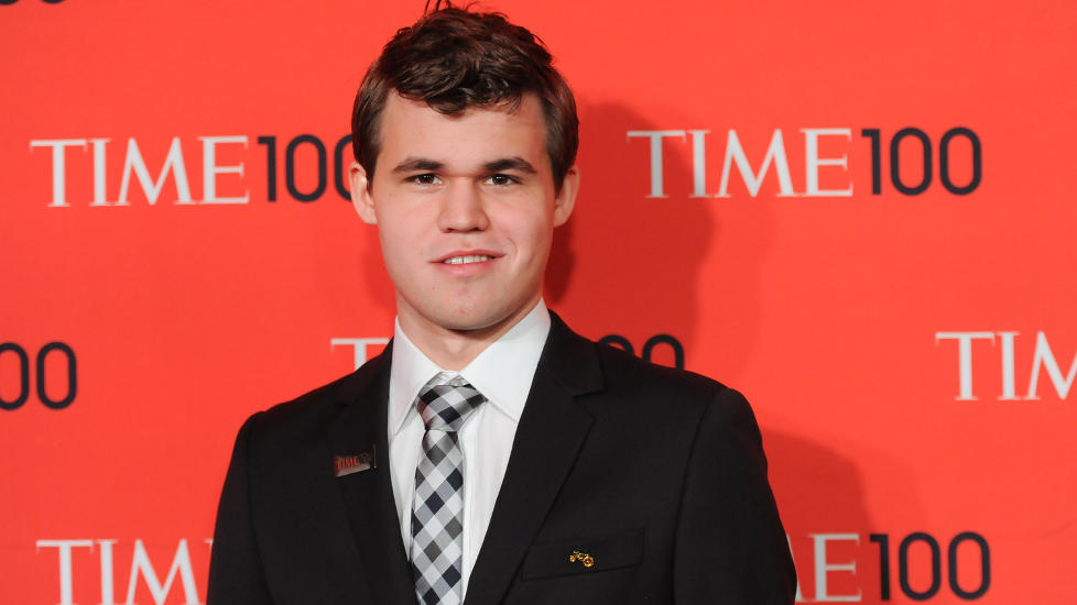 KJENDIS: Magnus Carlsen har ikke tid til s� mye sjakk n�r han er i New York og g�r p� kjendisfester.Foto: Evan Agostini/Invision/AP