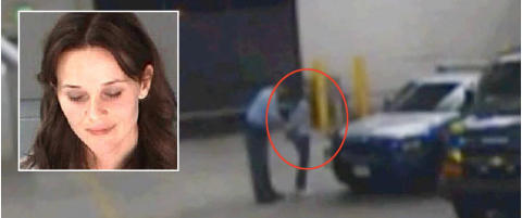 Overv�kningsvideo viser arrestasjonen av Reese Witherspoon