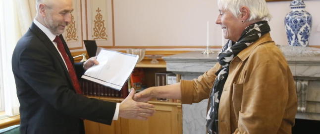 - PST overv�ket enkelt- personer bare basert p� at de var muslimer