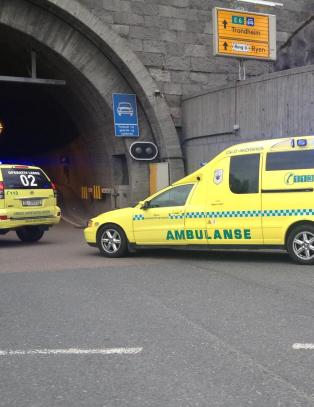Svartdalstunnelen ble sperret av etter r�ykutvikling