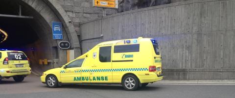 Svartdalstunnelen ble sperret av etter r�ykutvikling