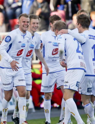 - Tegn p� klasse at vi har reist oss