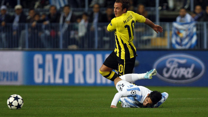 GOD MOTTAKELSE: Mario G�tze fikk en mild mottakelse p� hjemmebane i kveld, til tross for misn�yen rundt hans Bayern M�nchen-overgang. Foto: REUTERS/Jon Nazca