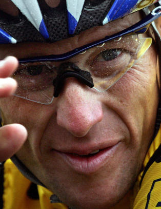 Samarbeider for � fange doperne under Tour de France