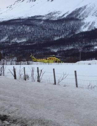 Mann omkom etter � ha falt 300 meter ned fra fjellside