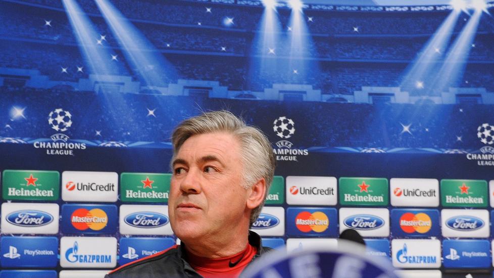 MADRID NESTE? Dersom Mourinho forlater Real Madrid, skal Carlo Ancelotti v�re en mulig arvtaker. If�lge Le Parisien skal han nemlig ha gitt beskjed om at han forlater den franske hovedstaden ved sesongslutt. Foto: AFP PHOTO / LLUIS GENE / NTB SCANPIX