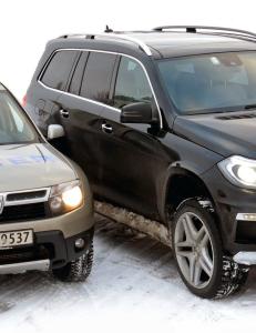Kan en billig-SUV hamle opp med en svinedyr SUV?