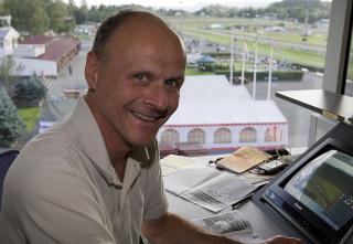 I DYTTEN. Bengt Berg har gjort mange spillere forn�yde i det siste. Foto: HESTEGUIDEN.COM.