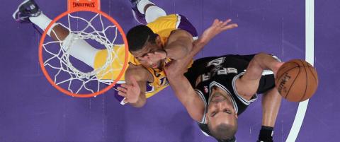Lakers p� vei ut av NBA-sluttspillet