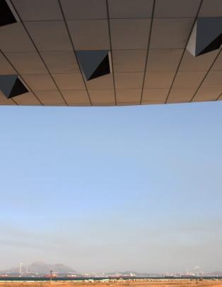 Her lander et utenomjordisk bygg