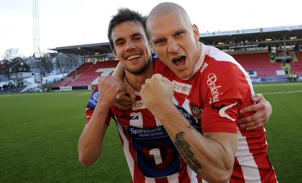 GLADGUTTER: Troms�s Remi Johansen og Zdenek Ondrasek jubler etter seieren mot Haugesund tidligere i �r. N� f�r de spille kvalifisering til Europa League. Foto: Rune Stoltz Bertinussen / NTB Scanpix