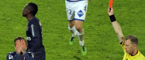 Se Beckham bli utvist etter �tte minutter