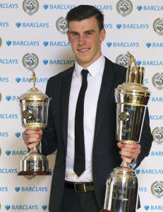 Gareth Bale �rets spiller og �rets unge spiller i Premier League